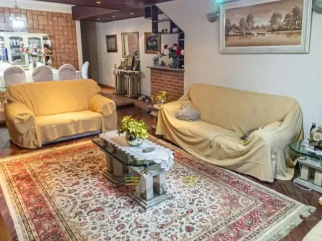 Sobrado com 480m² 6 quartos e 6 banheiros, à venda, no bairro Canindé em São Paulo
