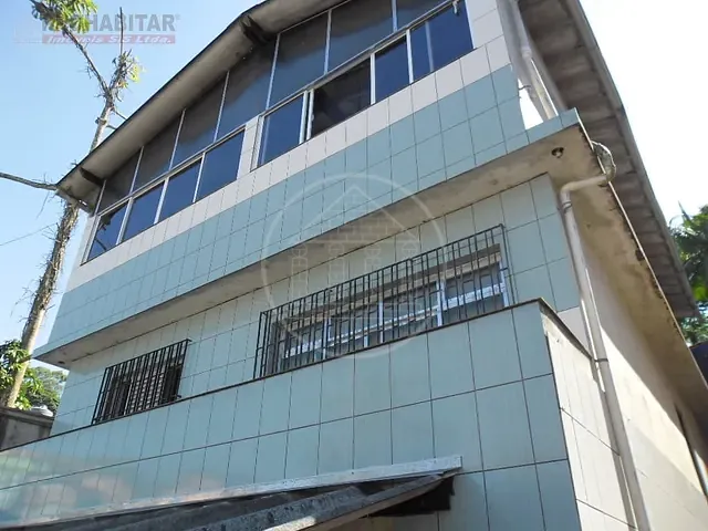 Sobrado com 500m² 3 quartos e 2 banheiros, à venda, no bairro Jardim Shangrilá (Zona Sul) em São Paulo