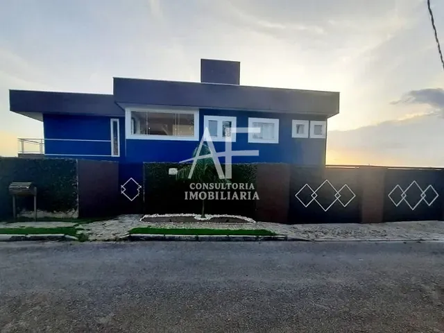 Sobrado com 1397m² 3 quartos e 5 banheiros, à venda, no bairro Granjas Rurais Reunidas São Judas Tadeu em Taubaté