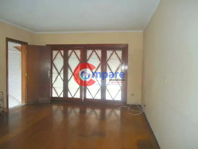 Sobrado com 200m² 3 quartos e 2 banheiros, à venda, no bairro Parque Continental em Guarulhos
