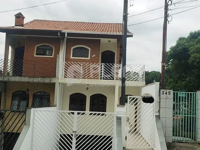 Sobrado 3 quartos e 4 banheiros, à venda, no bairro Vila Irmãos Arnoni em São Paulo