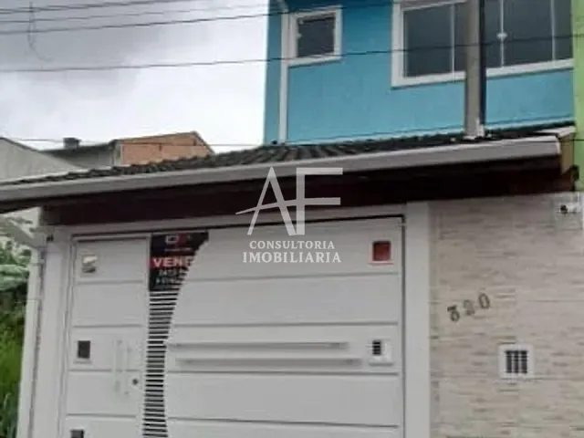 Sobrado com 125m² 3 quartos e 3 banheiros, à venda, no bairro Jardim Hípica Pinheiro em Taubaté