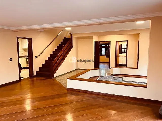 Sobrado 4 quartos e 5 banheiros, à venda ou para alugar, no bairro City América em São Paulo