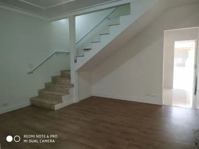 Foto do Sobrado - Sobrado com 2 dormitórios à venda, 114 m² por R$ 457.000 - Condomínio Parque das Árvores- Jacareí/SP | RUSSI IMÓVEIS