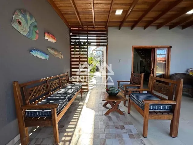 Sobrado com 417m² 6 quartos e 7 banheiros, à venda, no bairro Caputera em Caraguatatuba