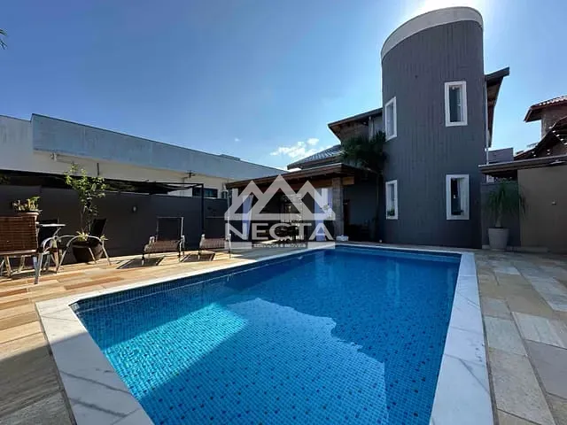 Sobrado com 417m² 6 quartos e 7 banheiros, à venda, no bairro Caputera em Caraguatatuba