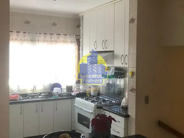 Sobrado com 300m² 5 quartos e 2 banheiros, à venda, no bairro Jardim Belval em Barueri