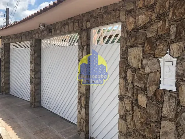 Sobrado com 300m² 5 quartos e 2 banheiros, à venda, no bairro Jardim Belval em Barueri