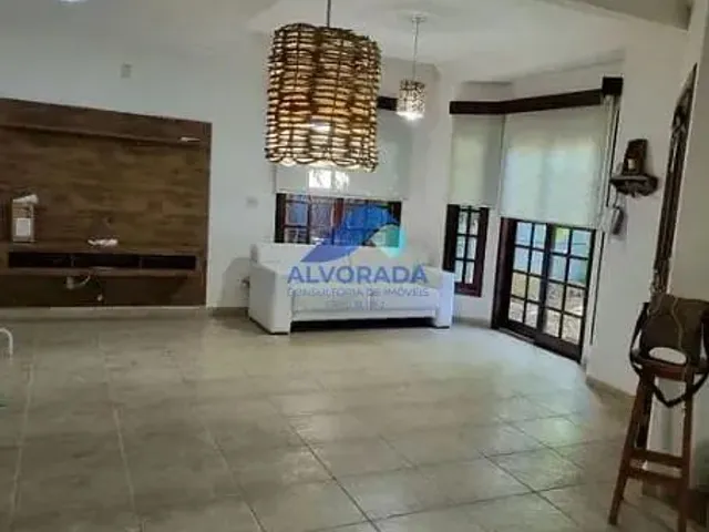 Sobrado com 253m² 5 quartos e 4 banheiros, à venda, no bairro Urbanova em São José Dos Campos