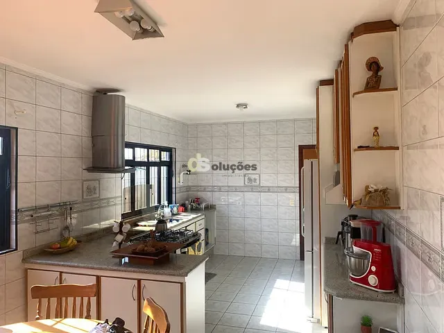 Sobrado 4 quartos e 6 banheiros, à venda, no bairro Vila Constança em São Paulo