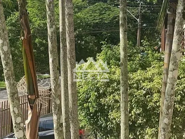 Casa com 97m² 3 quartos e 2 banheiros, à venda, no bairro Martim de Sá em Caraguatatuba