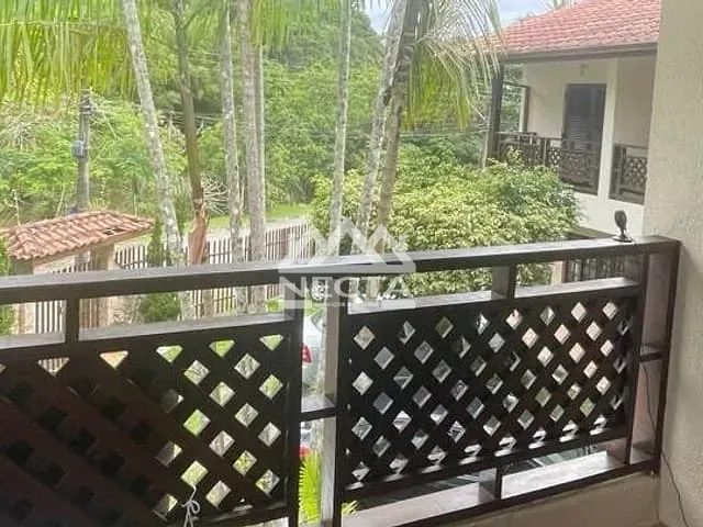Casa com 97m² 3 quartos e 2 banheiros, à venda, no bairro Martim de Sá em Caraguatatuba