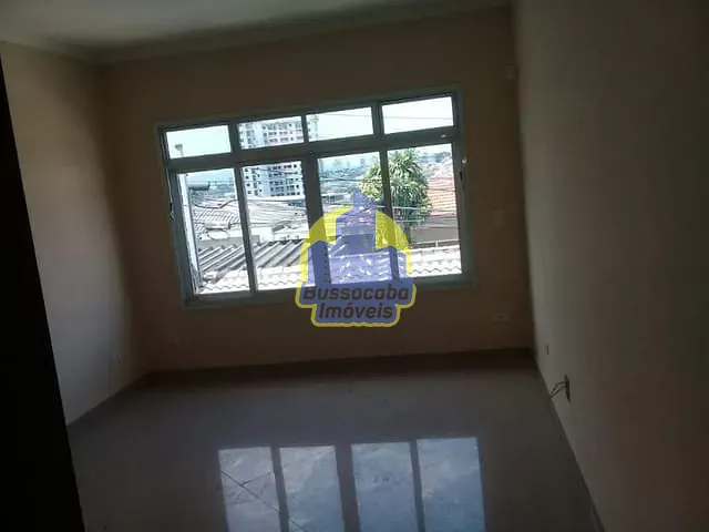 Sobrado com 180m² 3 quartos e 1 banheiro, à venda, no bairro Santo Antônio em Osasco