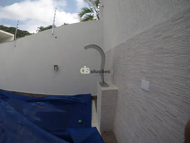 Sobrado 3 quartos e 5 banheiros, à venda, no bairro Vila Amália (Zona Norte) em São Paulo