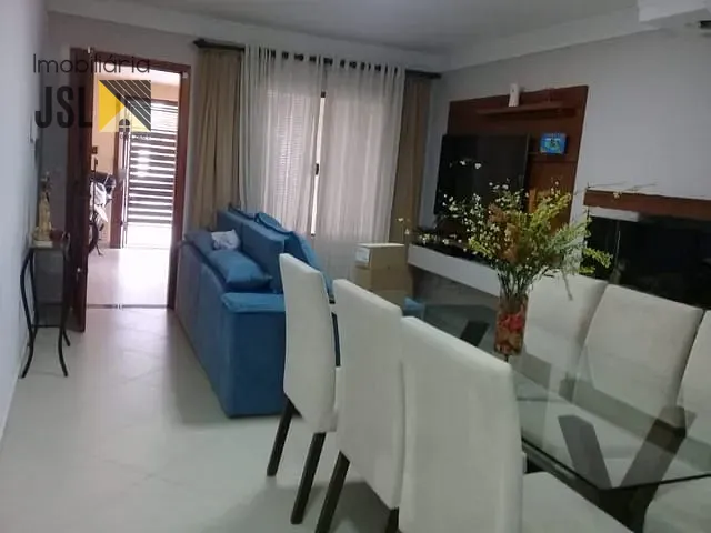 Sobrado com 88m² 2 quartos e 2 banheiros, à venda, no bairro Jardim Panorama em Caçapava