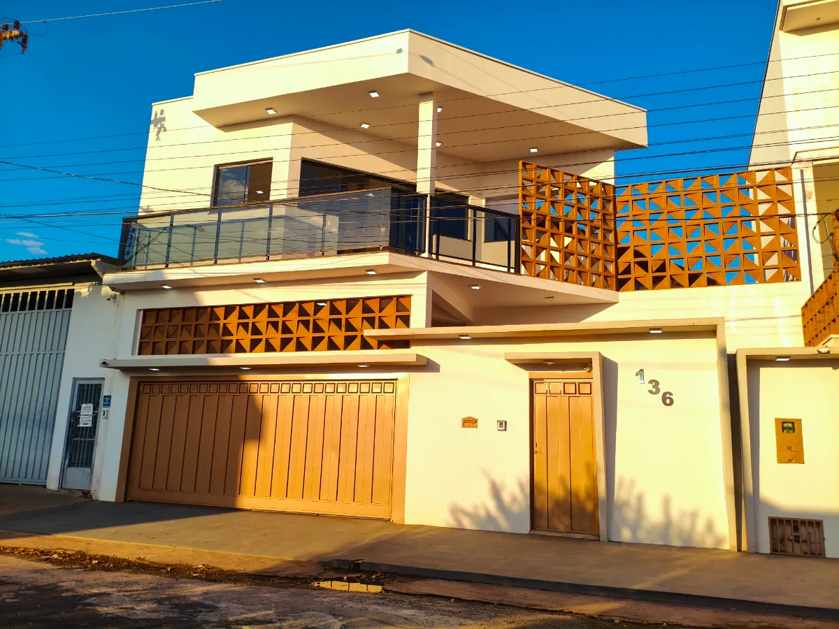 Sobrado para venda em Jardim Residencial do Bosque com 3 quartos, sendo 1 suíte, 304m²