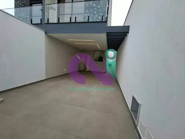 Sobrado 3 quartos e 4 banheiros, à venda, no bairro Vila Yara em Osasco
