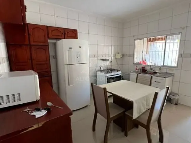Sobrado com 183m² 3 quartos e 1 banheiro, à venda, no bairro Jardim Pedroso em Mauá
