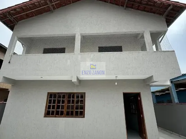 Sobrado com 250m² 5 quartos e 6 banheiros, à venda, no bairro Vila Balneária em Praia Grande