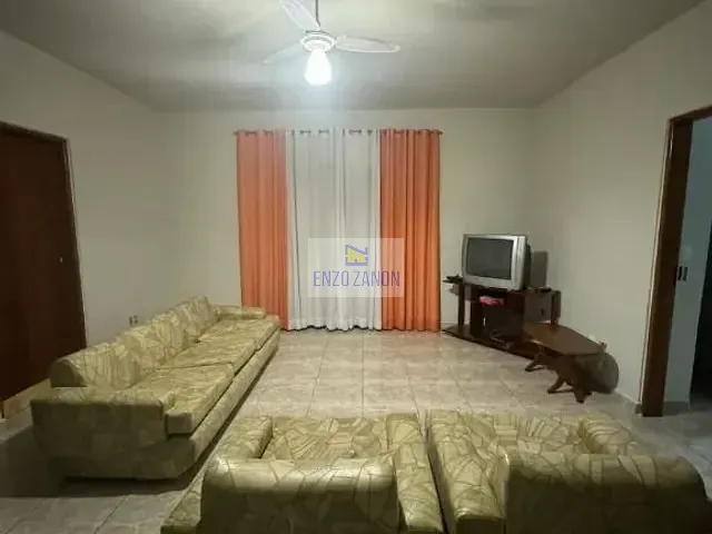 Sobrado com 250m² 5 quartos e 6 banheiros, à venda, no bairro Vila Balneária em Praia Grande