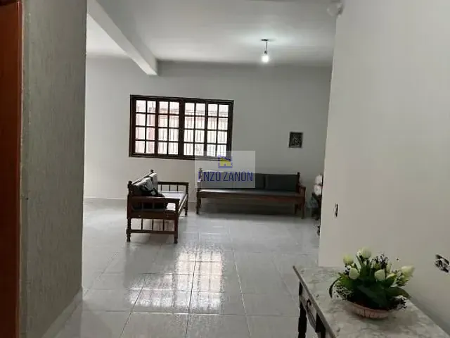 Sobrado com 250m² 5 quartos e 6 banheiros, à venda, no bairro Vila Balneária em Praia Grande