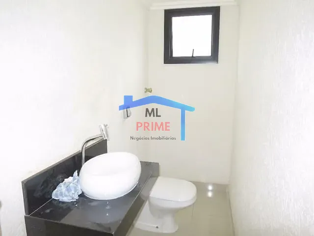 Sobrado com 125m², para alugar, no bairro Jardim Avelino em São Paulo
