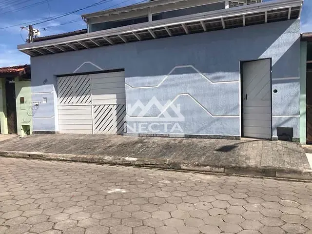 Sobrado com 272m² 4 quartos e 2 banheiros, à venda, no bairro Barranco Alto em Caraguatatuba