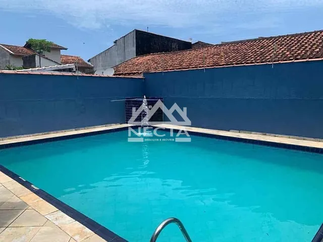 Sobrado com 200m², à venda, no bairro Jardim Parnaso em Caraguatatuba