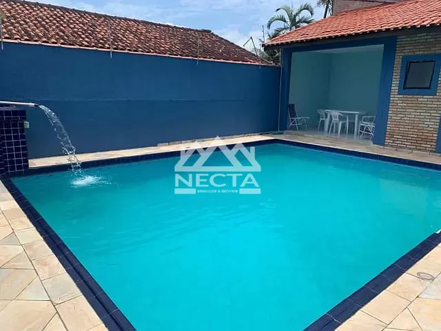 Sobrado com 200m², à venda, no bairro Jardim Parnaso em Caraguatatuba