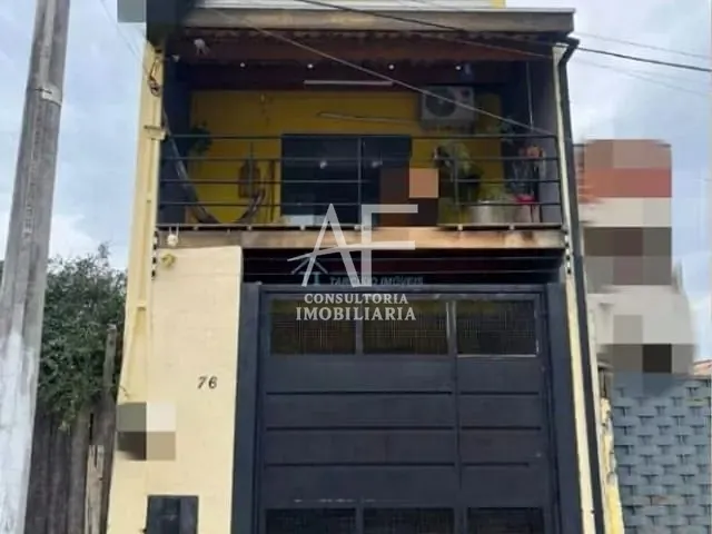 Sobrado com 300m² 3 quartos e 5 banheiros, à venda, no bairro Piracangaguá em Taubaté