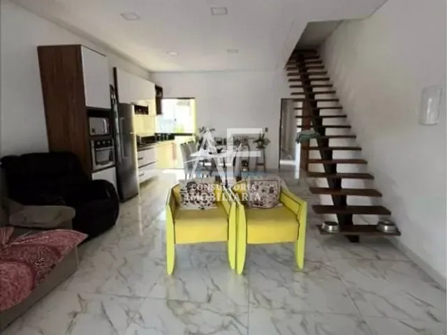 Sobrado com 300m² 3 quartos e 5 banheiros, à venda, no bairro Piracangaguá em Taubaté