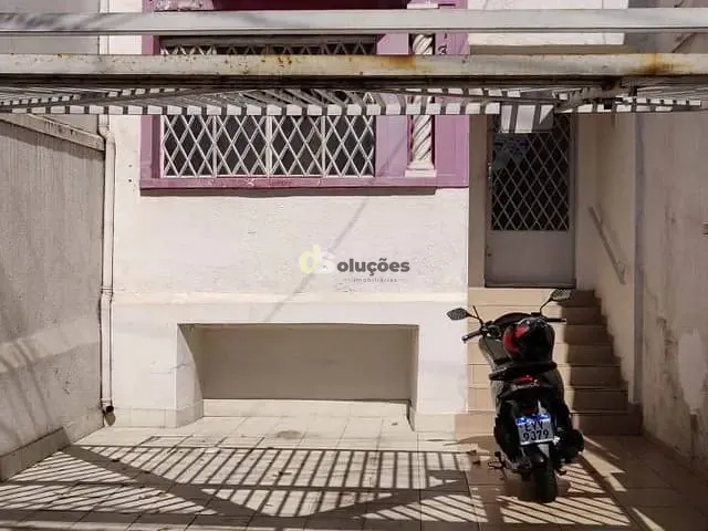 Sobrado à venda, no bairro Água Branca em São Paulo