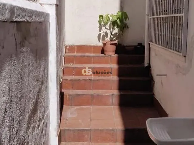 Sobrado à venda, no bairro Água Branca em São Paulo