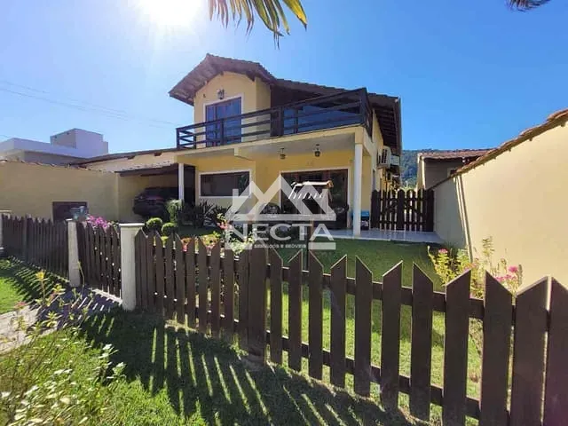 Sobrado com 237m² 3 quartos e 2 banheiros, à venda, no bairro Mar Verde (Mococa) em Caraguatatuba