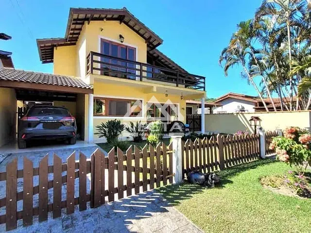 Sobrado com 237m² 3 quartos e 2 banheiros, à venda, no bairro Mar Verde (Mococa) em Caraguatatuba