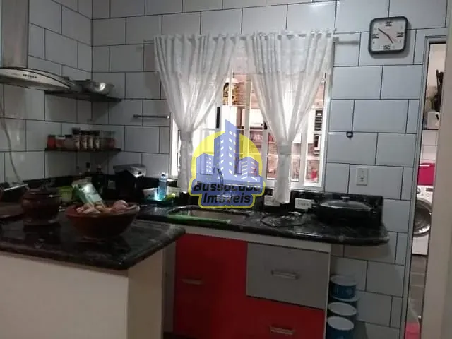 Sobrado com 125m² 4 quartos e 2 banheiros, à venda, no bairro Bussocaba em Osasco
