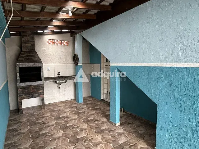 Sobrado com 128m² 3 quartos e 3 banheiros, à venda, no bairro Nova Rússia em Ponta Grossa