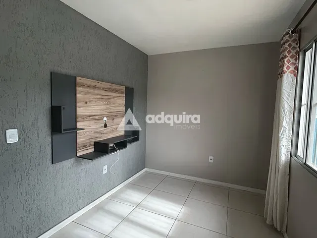 Sobrado com 128m² 3 quartos e 3 banheiros, à venda, no bairro Nova Rússia em Ponta Grossa