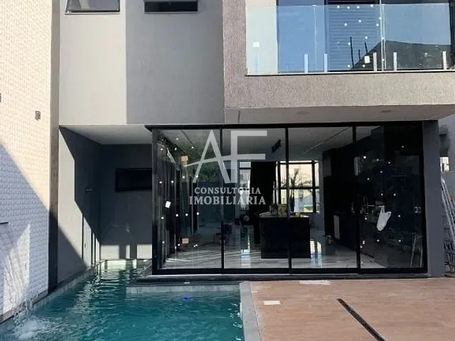 Sobrado com 283m², à venda, no bairro Jardim Jacinto em Jacareí