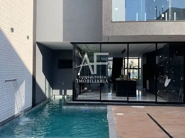 Sobrado com 283m², à venda, no bairro Jardim Jacinto em Jacareí