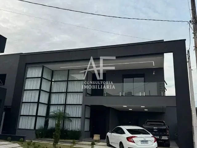 Sobrado com 283m², à venda, no bairro Jardim Jacinto em Jacareí