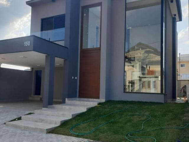 Foto do Sobrado - Sobrado com 3 dormitórios à venda, 224 m² por R$ 1.600.000,00 - Bairro da Floresta - São José dos Campos/SP | RUSSI IMÓVEIS