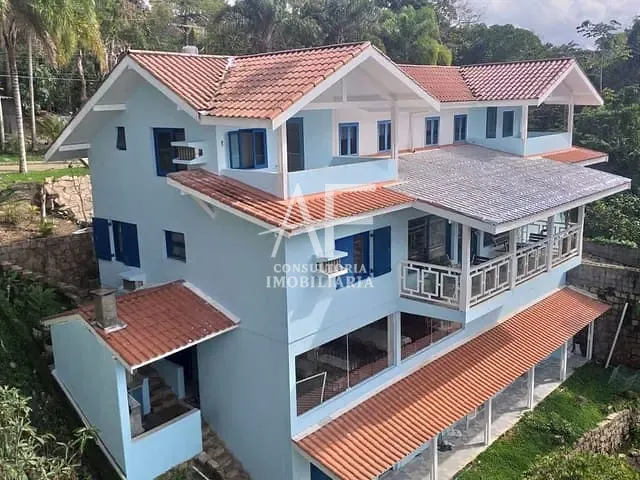 Sobrado com 3000m², à venda, no bairro Toninhas em Ubatuba