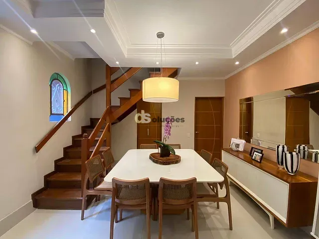 Sobrado com 310m² 4 quartos e 6 banheiros, à venda, no bairro Vila Ipojuca em São Paulo