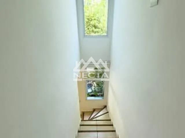 Sobrado com 89m² 2 quartos e 3 banheiros, à venda, no bairro Maresias em São Sebastião