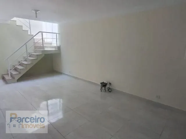 Sobrado com 90m² 3 quartos e 5 banheiros, à venda, no bairro Vila Carrão em São Paulo