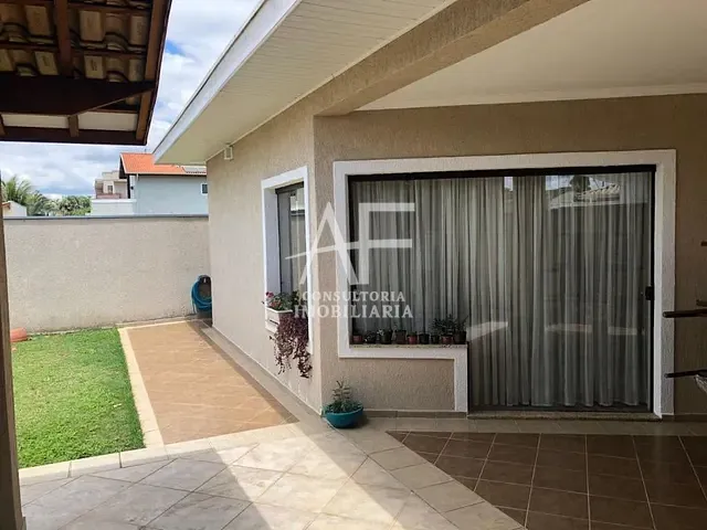 Sobrado com 418m² 3 quartos e 5 banheiros, à venda, no bairro Jardim das Nações em Taubaté