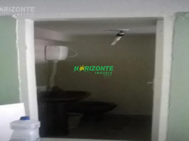 Sobrado com 212m² 3 quartos e 2 banheiros, à venda, no bairro Jardim Bela Vista em São José dos Campos