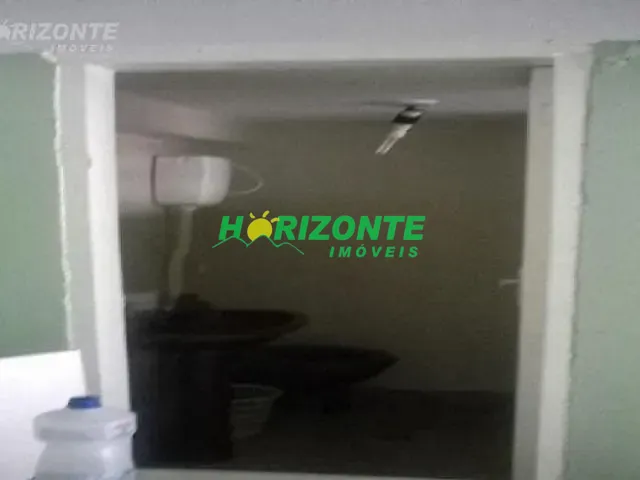 Sobrado com 212m² 3 quartos e 2 banheiros, à venda, no bairro Jardim Bela Vista em São José dos Campos