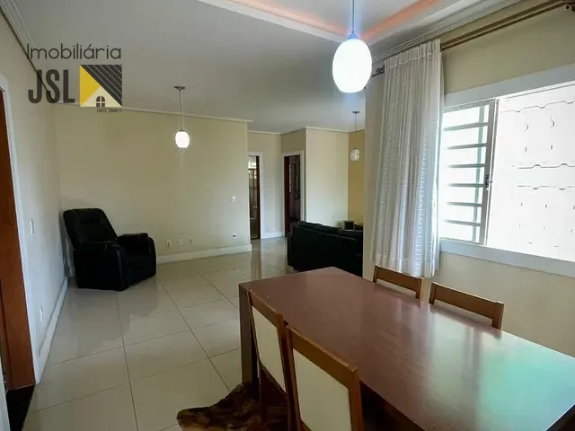 Sobrado com 350m² 3 quartos e 2 banheiros, à venda, no bairro Parque Residencial Santo André em Caçapava